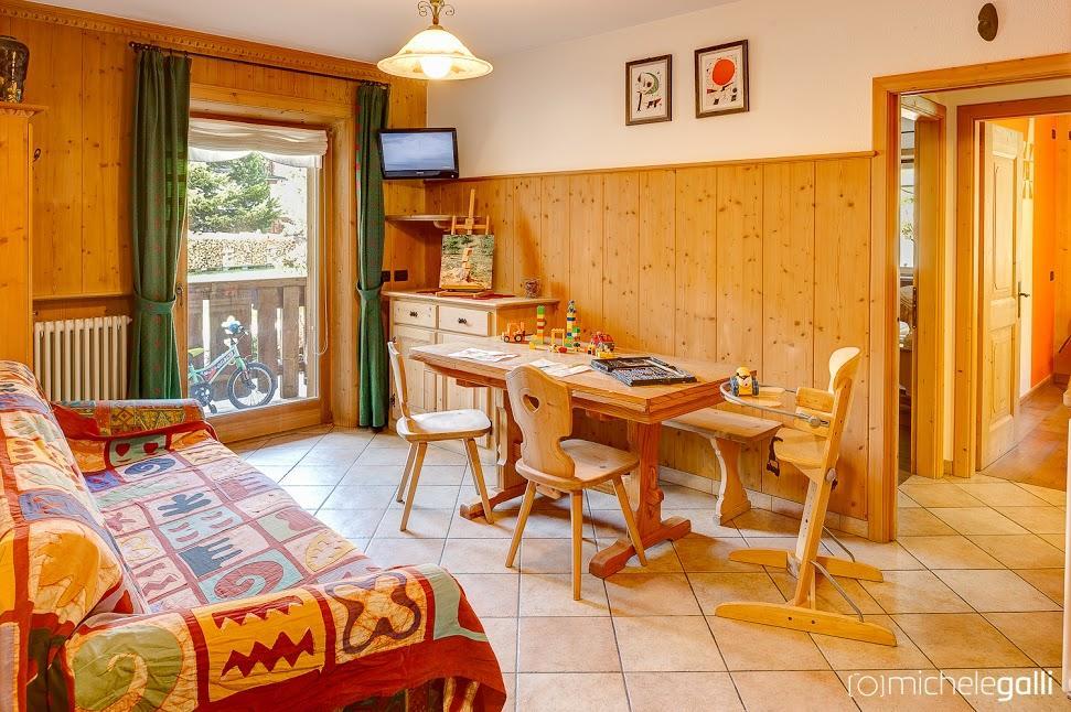 Art Apartments Casa Lapis Livigno Szoba fotó