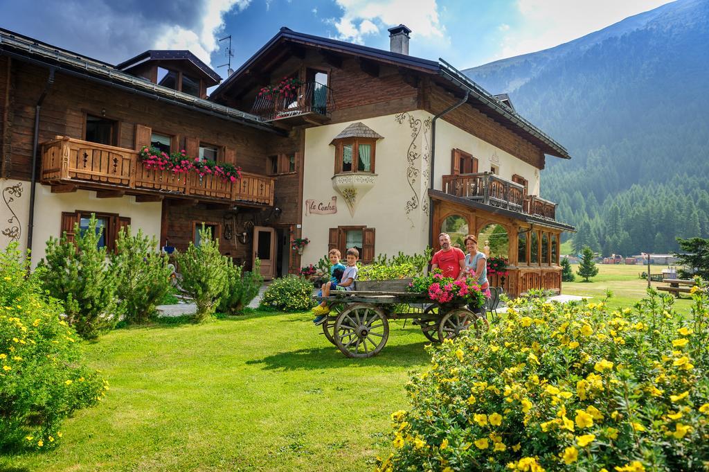 Art Apartments Casa Lapis Livigno Kültér fotó