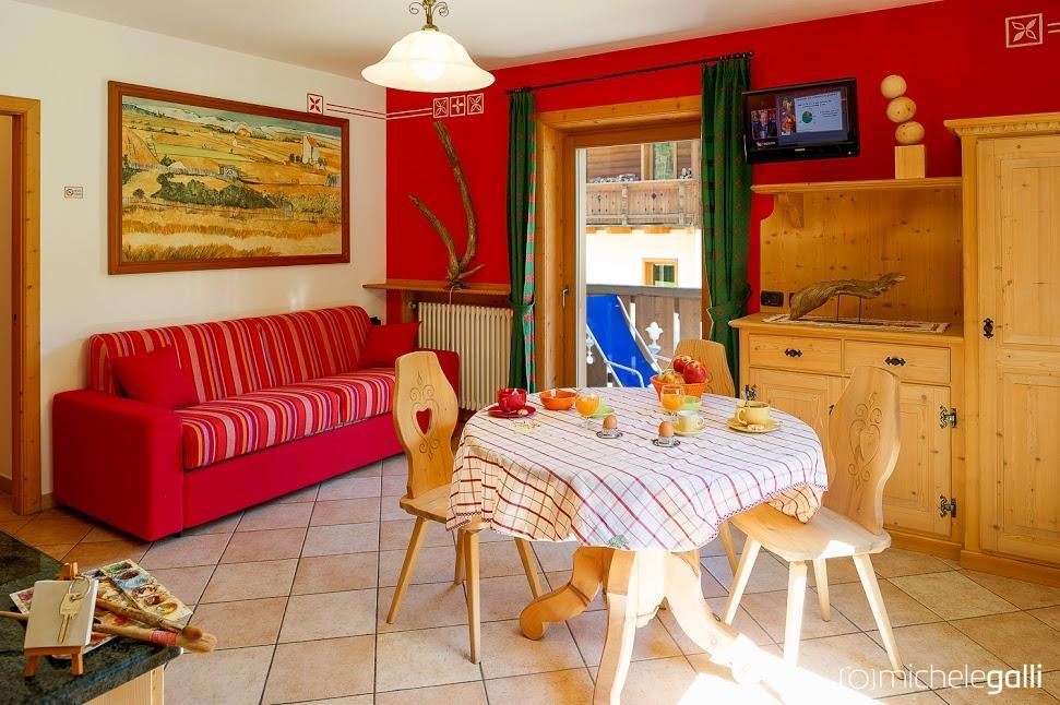 Art Apartments Casa Lapis Livigno Szoba fotó